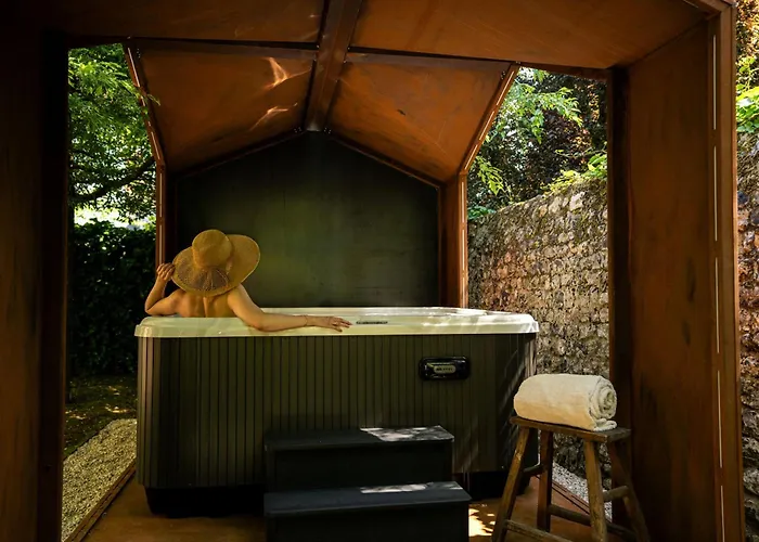 Hotel Saint-Delis - La Maison Du Peintre - Relais & Chateaux Honfleur